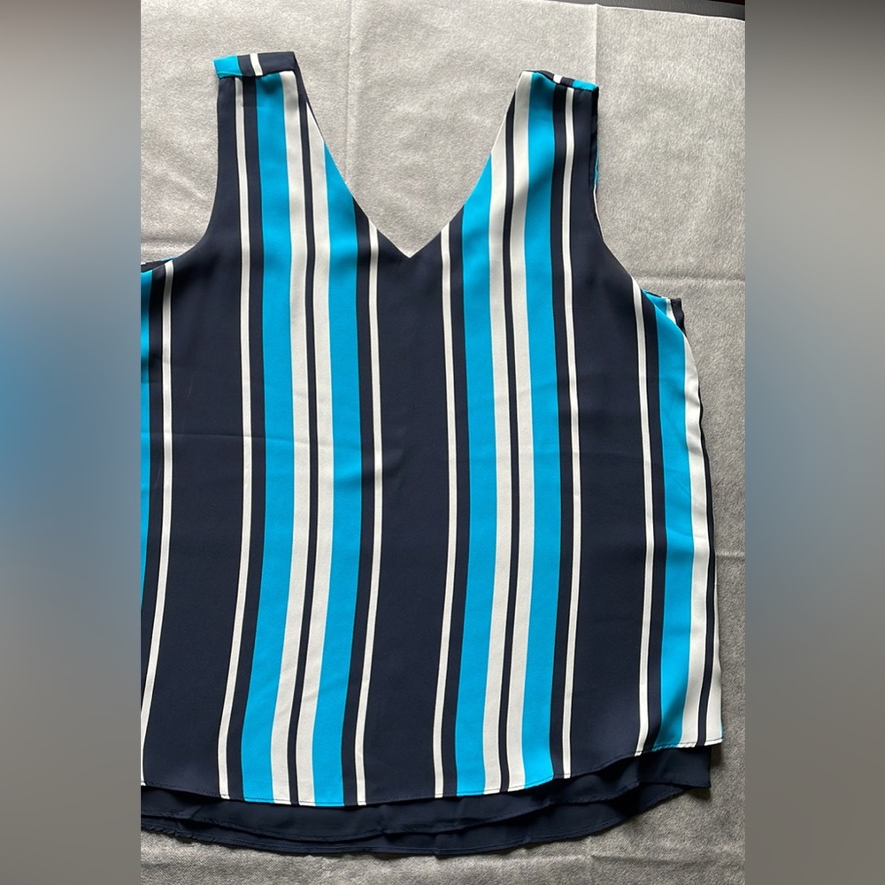 Ann Taylor sleeveless blouse / tank - S